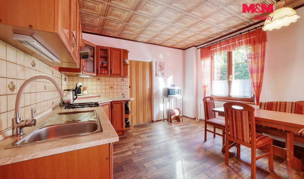 Prodej domu 247 m² s pozemkem 1 456 m², Loket – náhled fotky 3