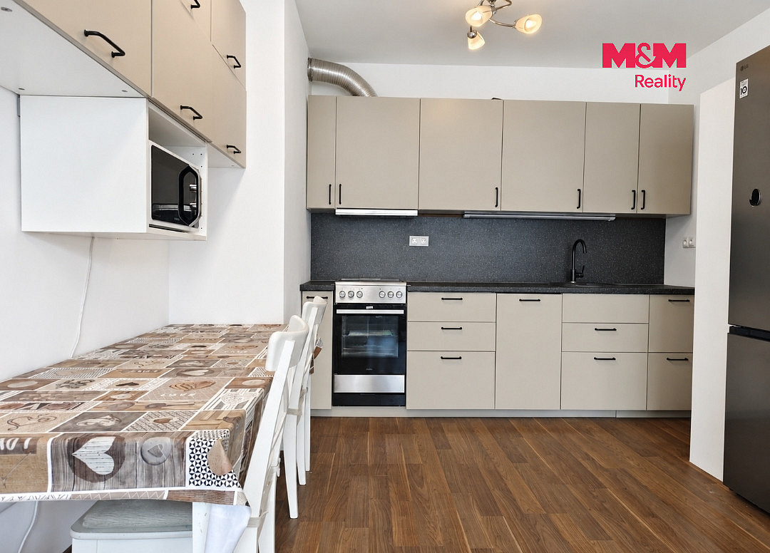 Pronájem bytu 2+kk 57 m² – fotografie 3