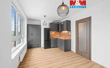 Prodej bytu 1+kk 26 m², Stočesova, Praha 6 - Ruzyně