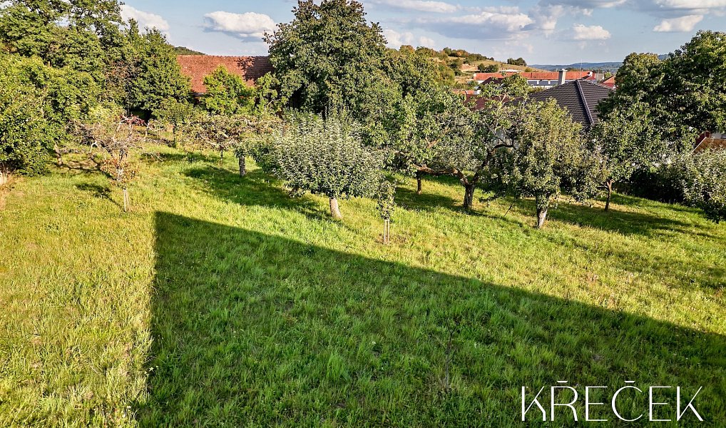Prodej stavebního pozemku 1 792 m², Kaly – náhled fotky 13