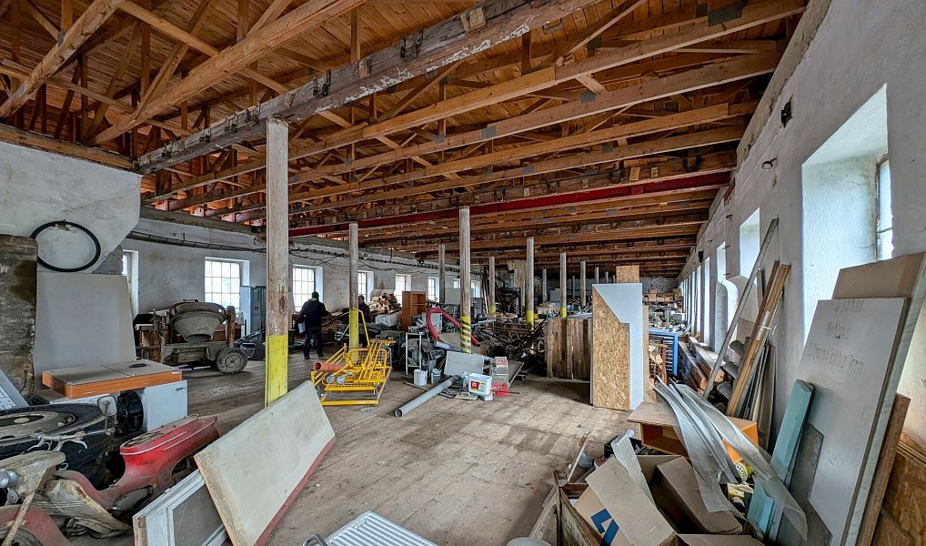 Prodej výrobních prostor 3 600 m², Chrastava – náhled fotky 6