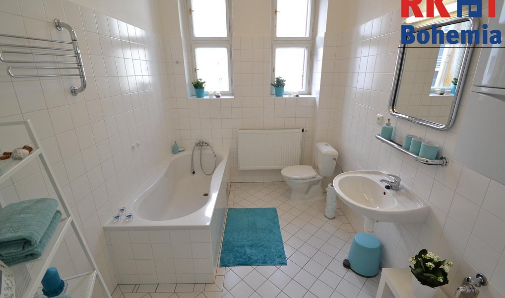 Pronájem bytu 2+kk 60 m², Praha – náhled fotky 2
