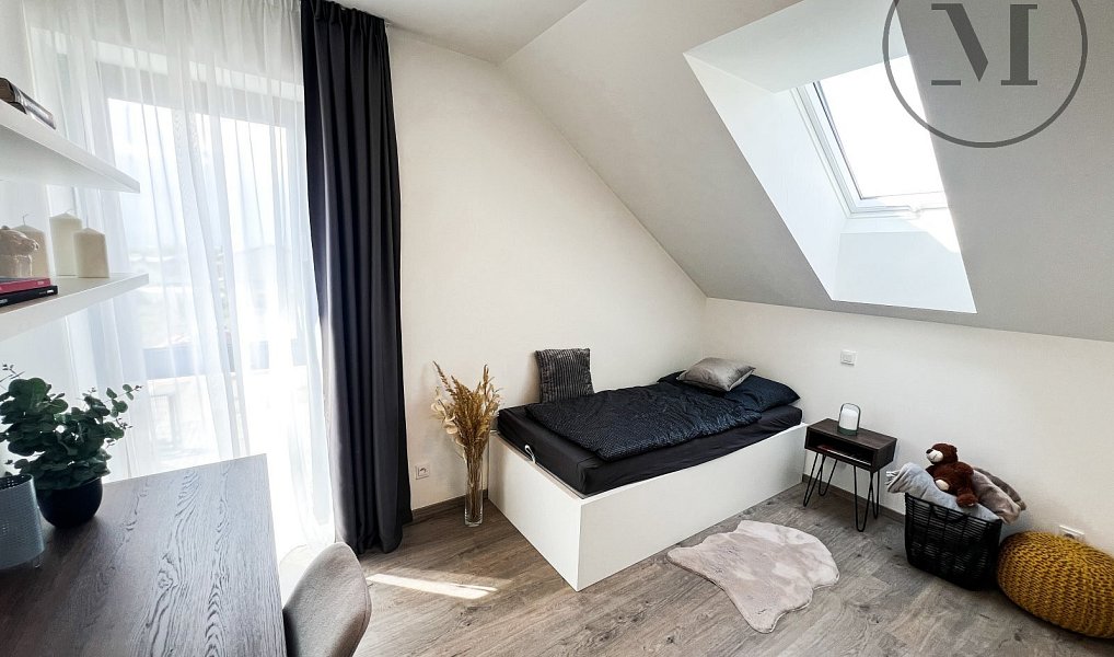 Prodej bytu 4+kk 99 m², Vráto – náhled fotky 8