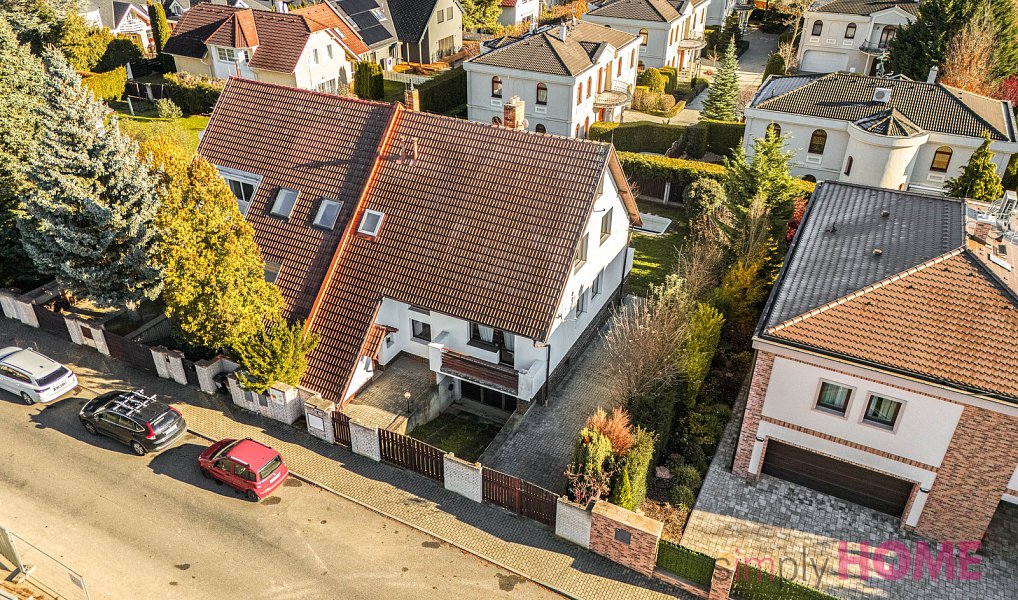 Prodej domu 186 m² s pozemkem 468 m², Praha – náhled fotky 2