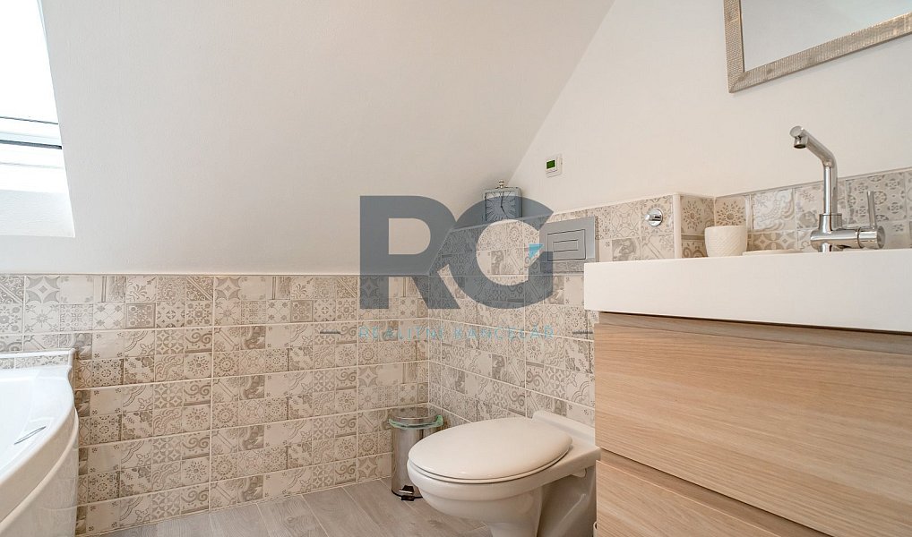 Prodej domu 174 m² s pozemkem 11 512 m², Předotice – náhled fotky 22