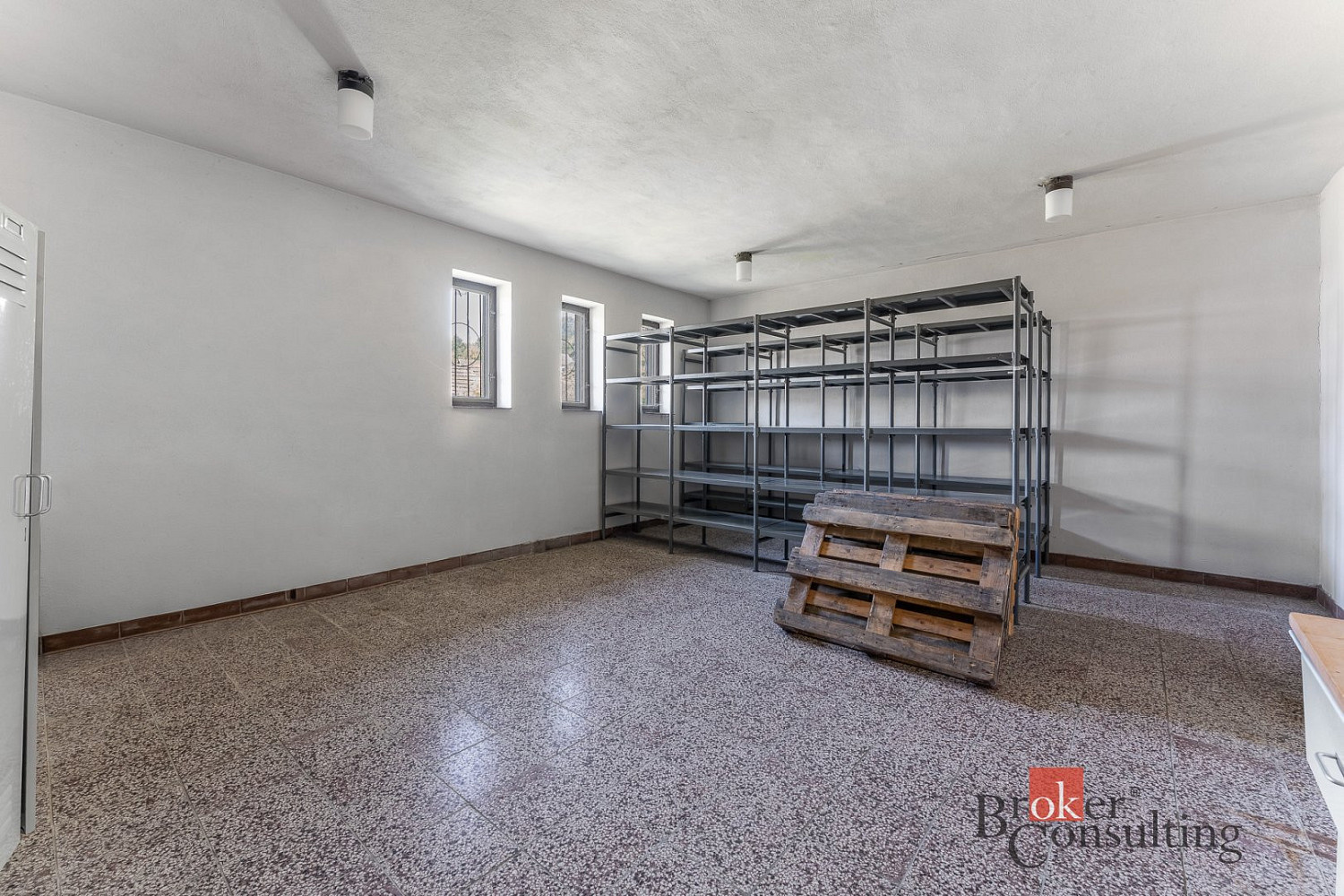 Prodej obchodních prostor 228 m² – fotografie 5