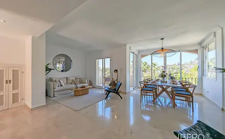 Prodej bytu 3+kk 156 m², Benahavís, Španělsko