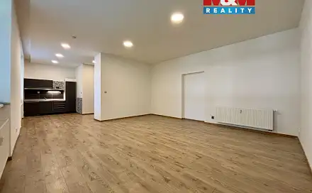 Pronájem bytu 1+kk 57 m²