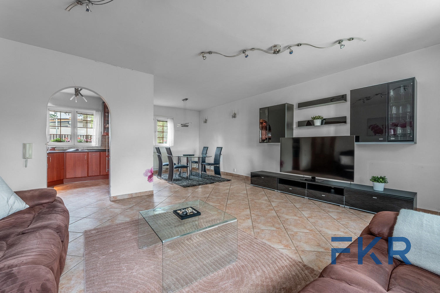 Prodej domu 242 m² s pozemkem 397 m² — photo 3