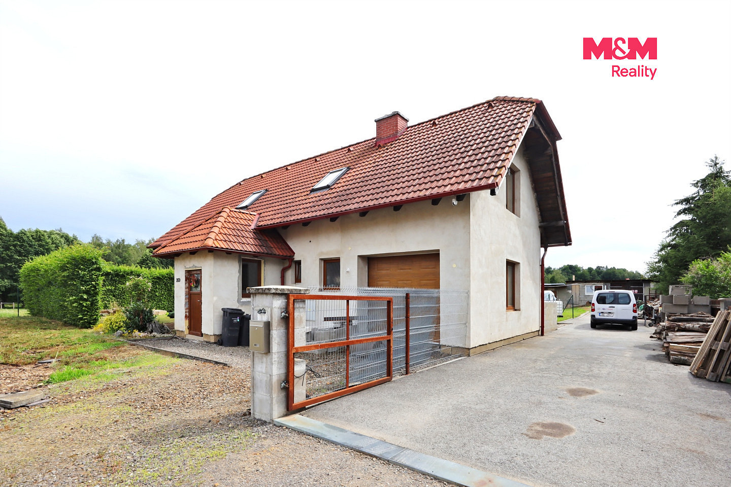 Prodej domu 168 m² s pozemkem 1 339 m² — photo 2