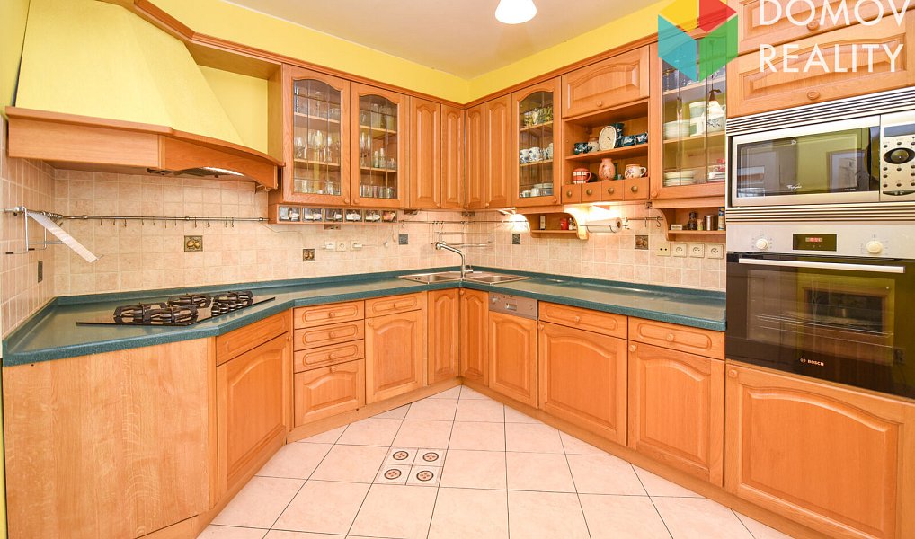 Prodej domu 220 m² s pozemkem 831 m², Beroun – náhled fotky 15