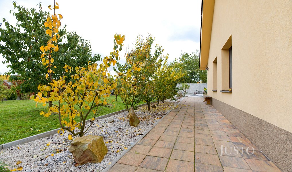 Prodej domu 227 m² s pozemkem 1 747 m², Teplice – náhled fotky 51