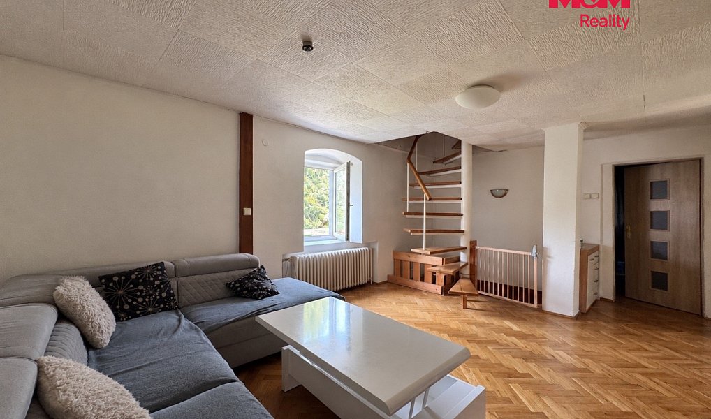 Prodej domu 226 m² s pozemkem 1 039 m², Hrusice – náhled fotky 7