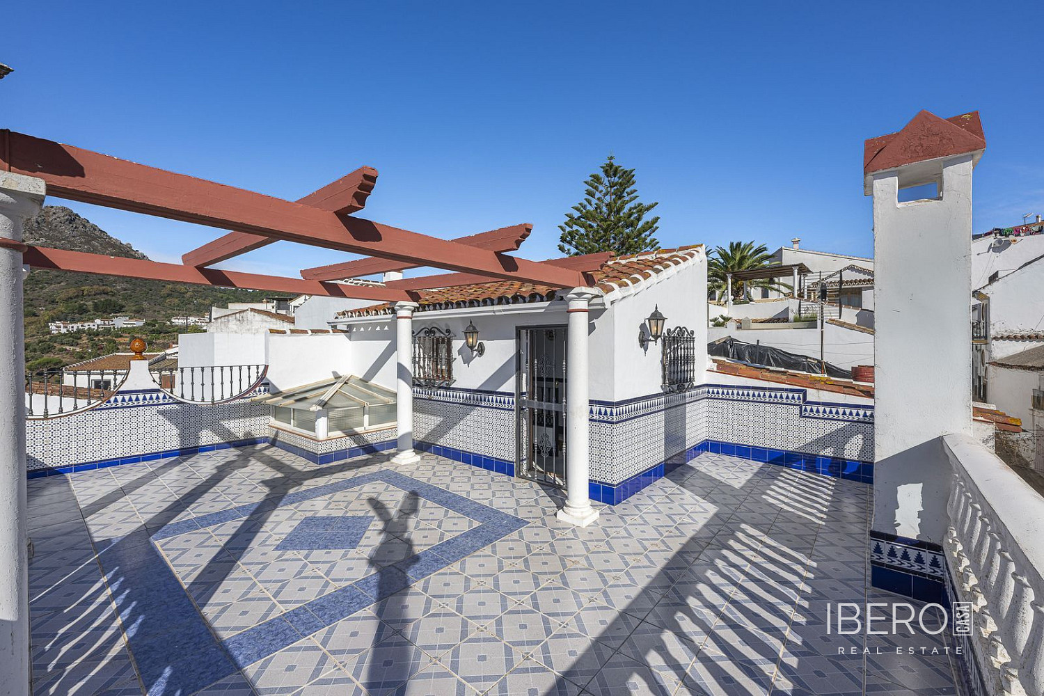 Casa 5+kk – Málaga, Vistafranca, Carretera de Cádiz - Vista 2