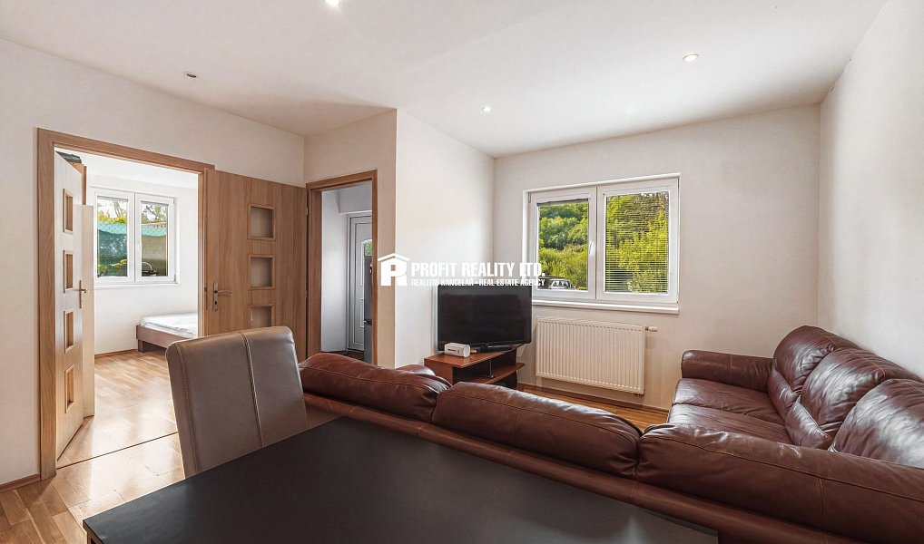 Prodej domu 164 m² s pozemkem 2 727 m², Beroun – náhled fotky 4
