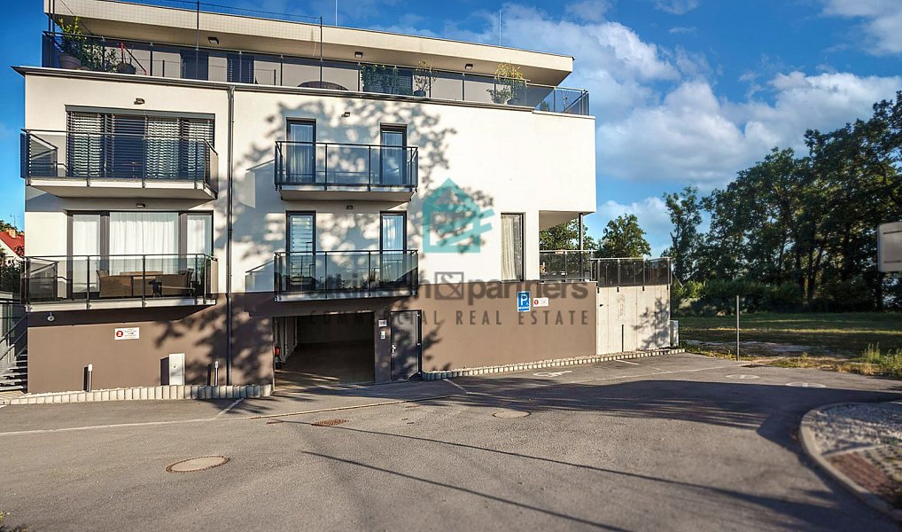 Prodej bytu 1+kk 34 m², Hluboká nad Vltavou – náhled fotky 3
