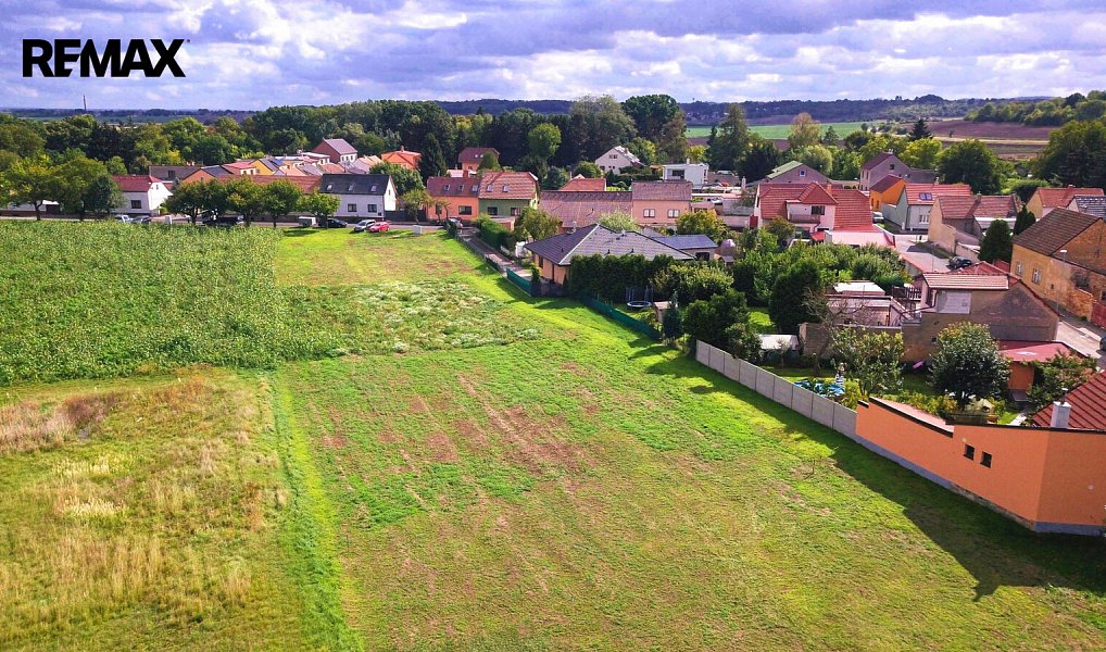 Prodej stavebního pozemku 1 013 m², Dobřichov – náhled fotky 10