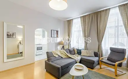 Pronájem bytu 2+1 42 m², Rybná, Praha 1 - Staré Město