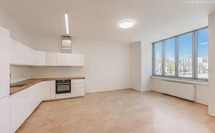 Pronájem bytu 4+kk 99 m², Mánesova, Hradec Králové