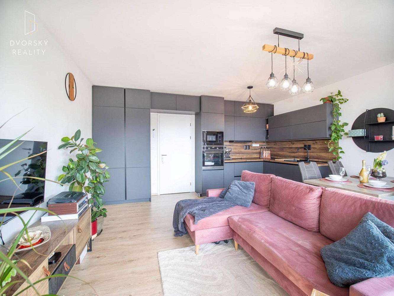 3 rooms, 106.0 m² in Liberec
