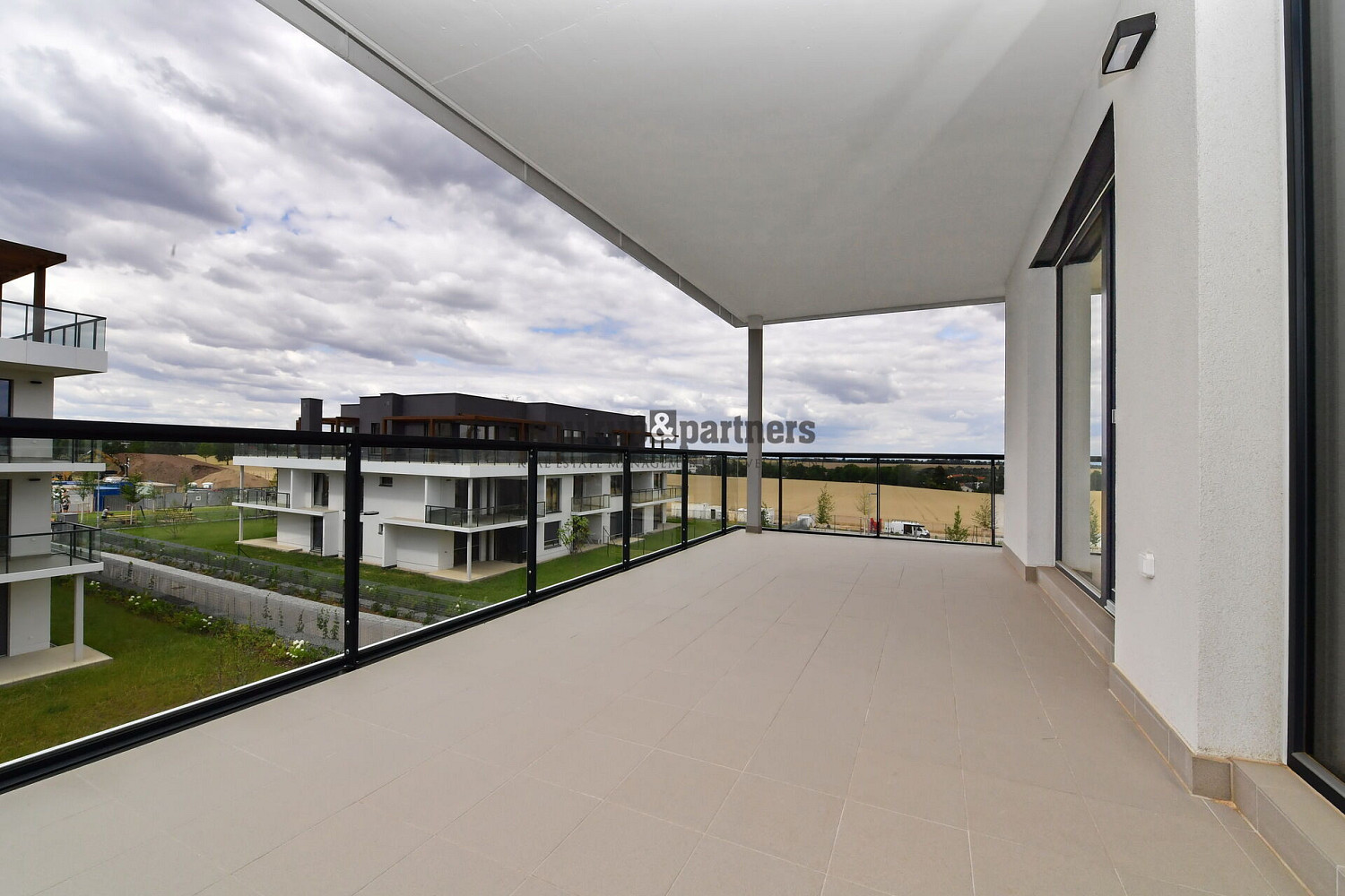 Pronájem bytu 3+kk 117 m² – fotografie 4