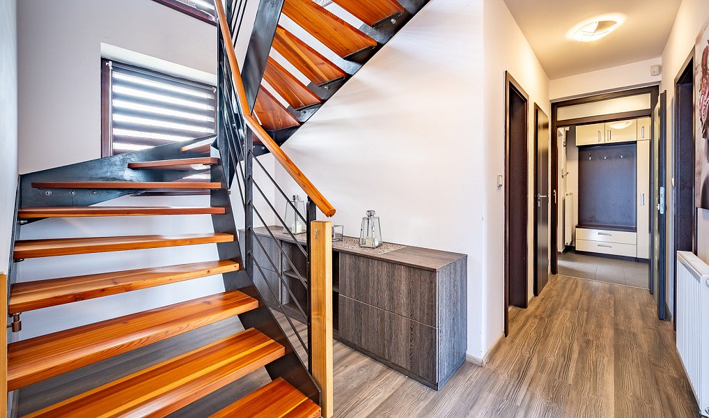 Prodej domu 155 m² s pozemkem 737 m², Rožďalovice – náhled fotky 15