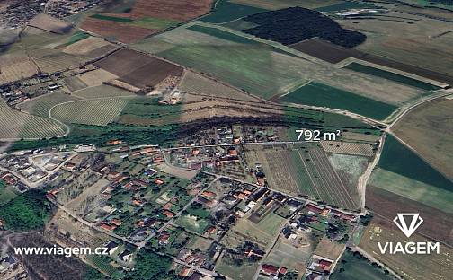 Prodej pole 352 m², Kly, okres Mělník