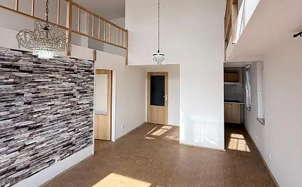 Pronájem bytu 3+kk 92 m²