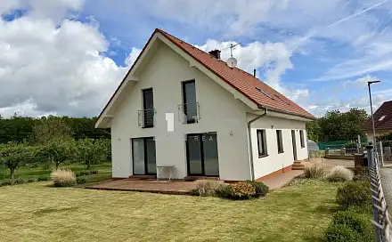 8 rooms, 261.0 m² in Kladno