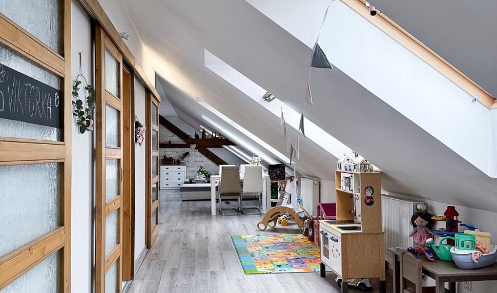 Prodej domu 244 m² s pozemkem 1 483 m², Hrobčice – náhled fotky 11