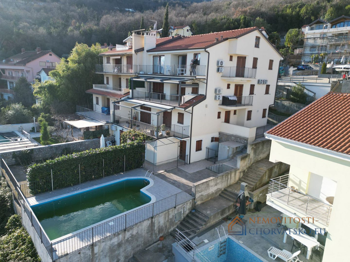 Prodej bytu 2+kk 195 m² - Więcej