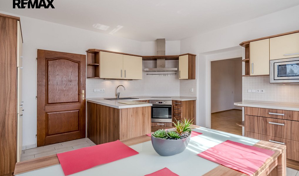 Prodej domu 151 m² s pozemkem 903 m², Lužná – náhled fotky 5