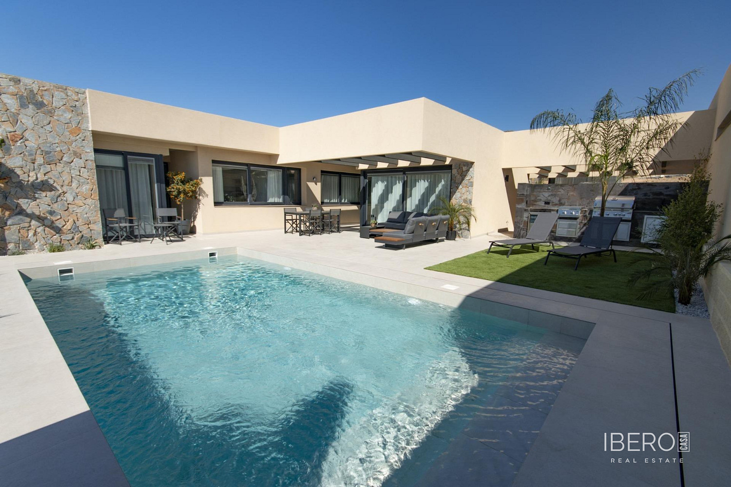 Prodej domu 105 m² s pozemkem 372 m²