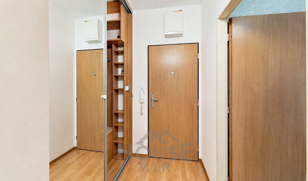 Prodej bytu 1+kk 34 m², Praha – náhled fotky 12