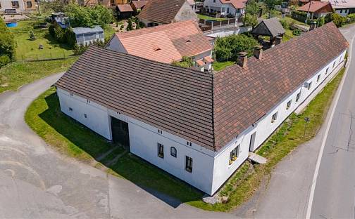 Prodej domu 280 m² s pozemkem 2 260 m², Chocenice, okres Plzeň-Jih