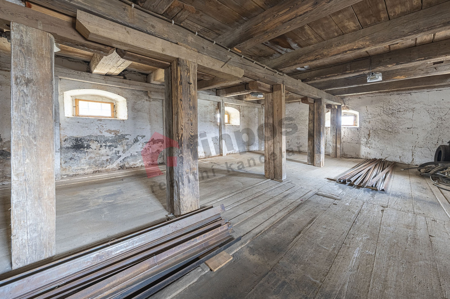 Prodej domu 256 m² s pozemkem 147 m² – fotografie 2