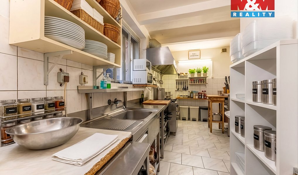 Prodej restaurace 318 m², Rakovník – náhled fotky 11