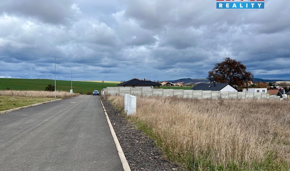 Prodej stavebního pozemku 900 m², Kryry – náhled fotky 3