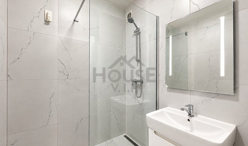 Prodej bytu 3+1 66 m², Praha – náhled fotky 3