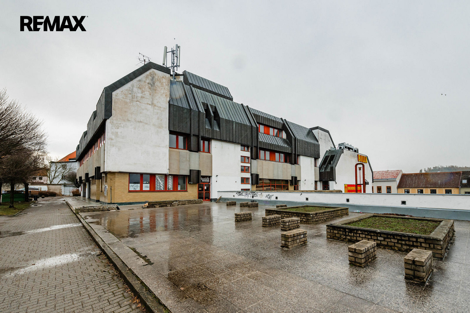 Pronájem obchodních prostor 1 305 m² – fotografie 4