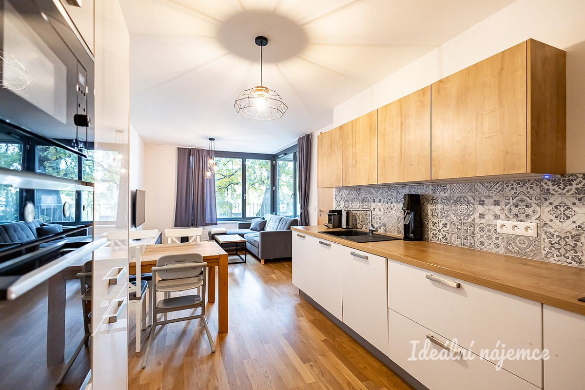 Pronájem bytu 2+kk 50 m²