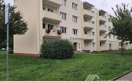 Pronájem bytu 1+1 32 m², Husova, Zlín