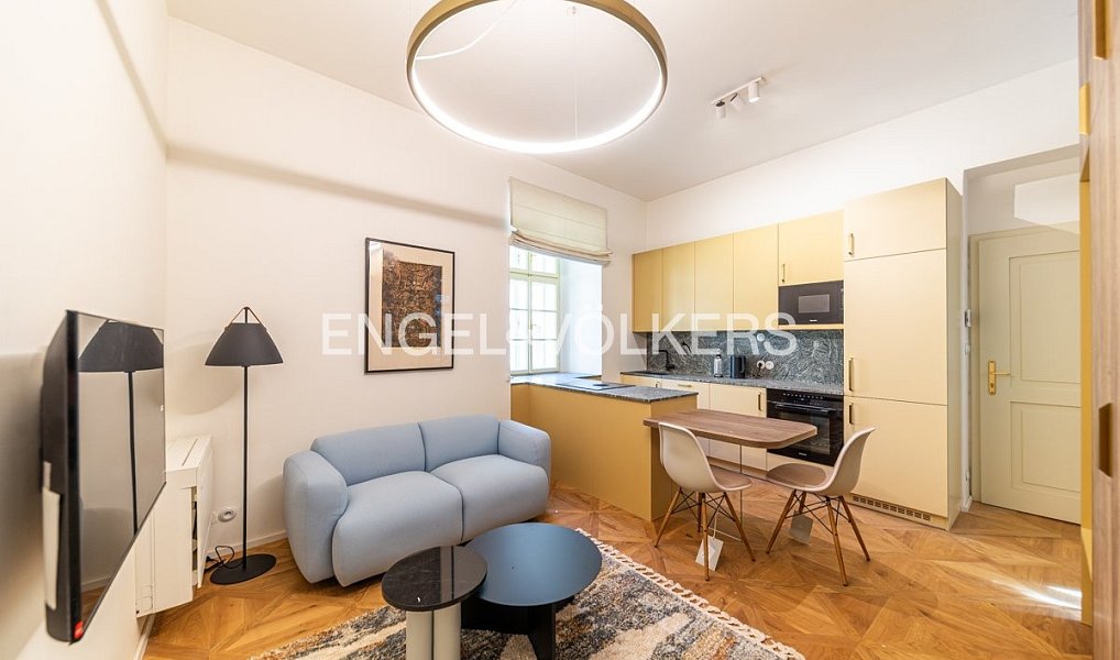 Pronájem bytu 2+kk 39 m², Praha – náhled fotky 3