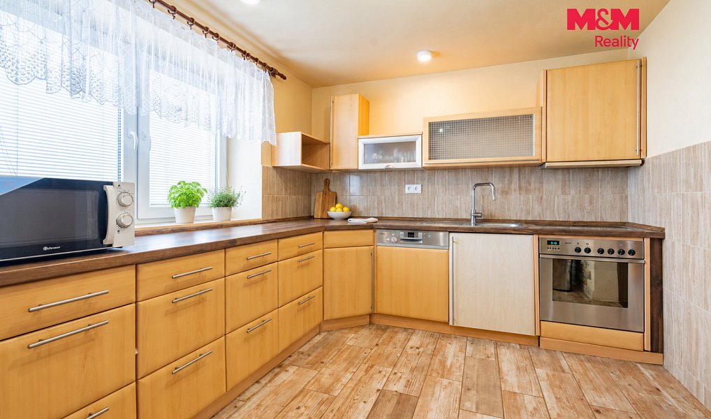 Prodej domu 80 m² s pozemkem 496 m², Lásenice – náhled fotky 15