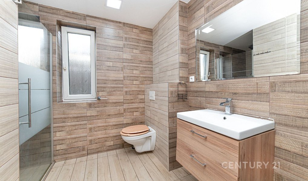 Prodej bytu 5+1 111 m², Orlová – náhled fotky 9