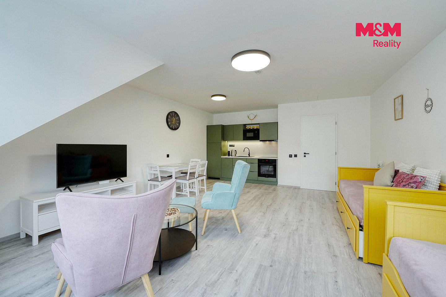 Prodej bytu 1+kk 49 m² — photo 2