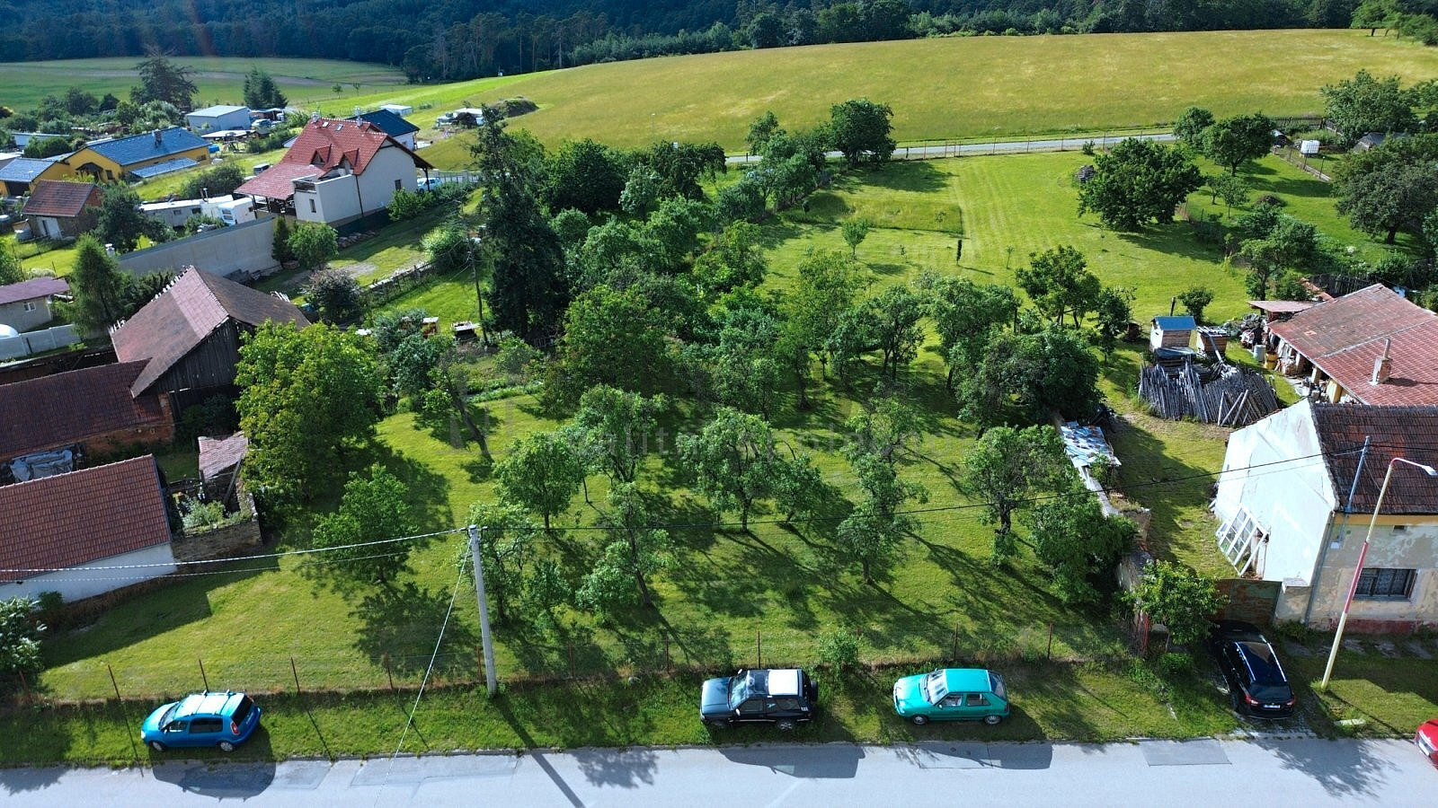 Prodej stavebního pozemku 962 m²
