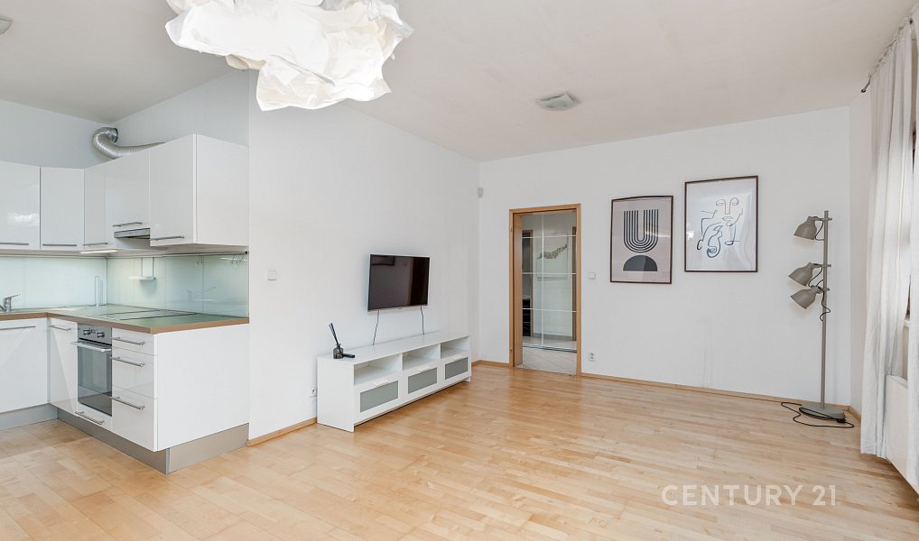 Prodej bytu 2+kk 65 m², Praha – náhled fotky 10