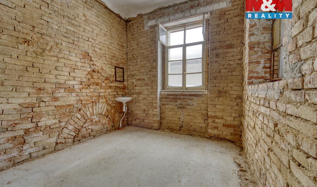 Prodej domu 108 m² s pozemkem 431 m², Planá – náhled fotky 9