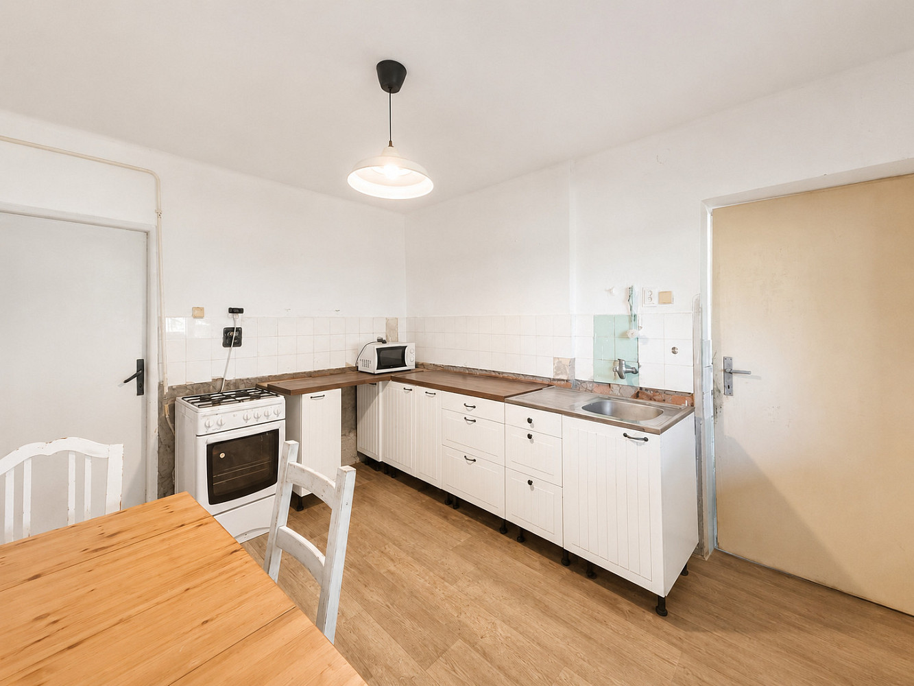 Prodej domu 113 m² s pozemkem 940 m² – pohled 2